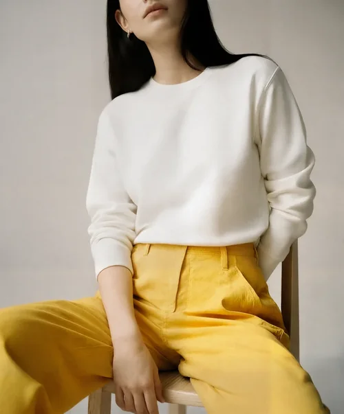 Minimalist Sweatshirt Mockup for Fashion Portraits