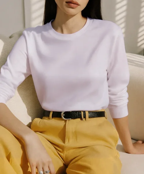 Stylish Sweatshirt Mockup for Contemporary Fashion