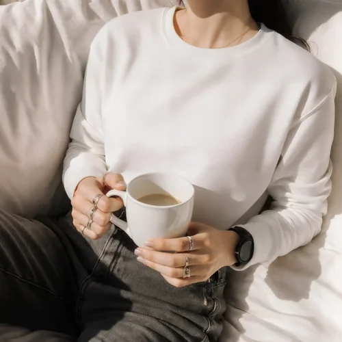 Cozy Sweatshirt Mockup for Relaxed Indoor Scenes