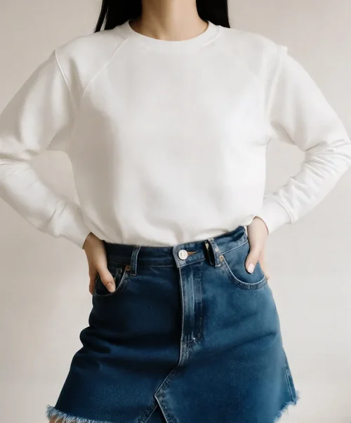 Stylish Mockup of a Confident Woman in Sweatshirt