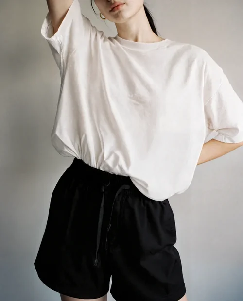 Stylish T-Shirt Mockup for Effortless Fashion