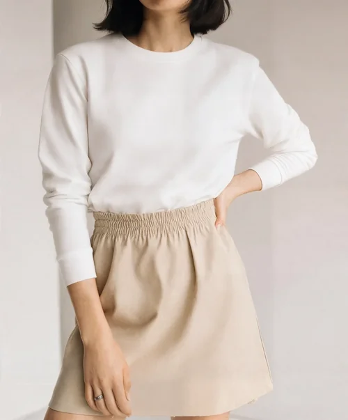 Chic Sweatshirt Mockup for Effortless Style