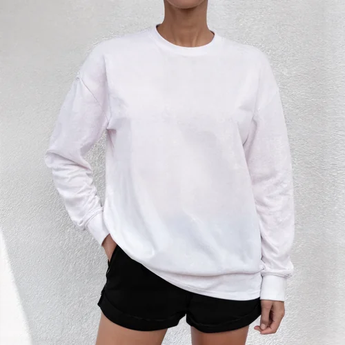 Stylish Mockup of a Relaxed-Fit Sweatshirt