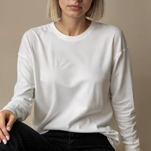 Casual Sweatshirt Mockup of a Young Woman