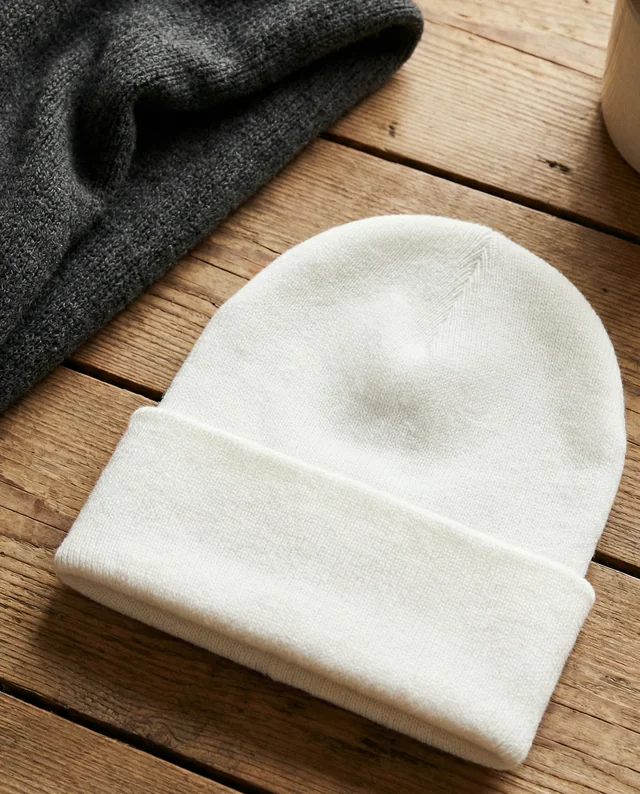 Cozy Mockup of White and Gray Beanie Hats on Wood