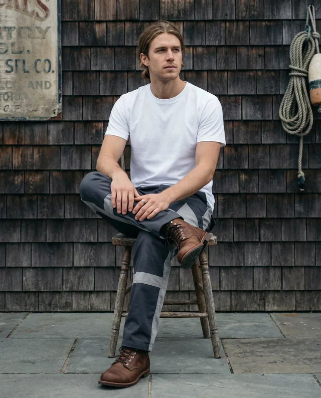 Stylish T-Shirt Mockup for Casual Outdoor Vibes