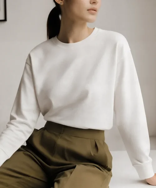 Stylish Mockup of a Young Woman in a Sweatshirt