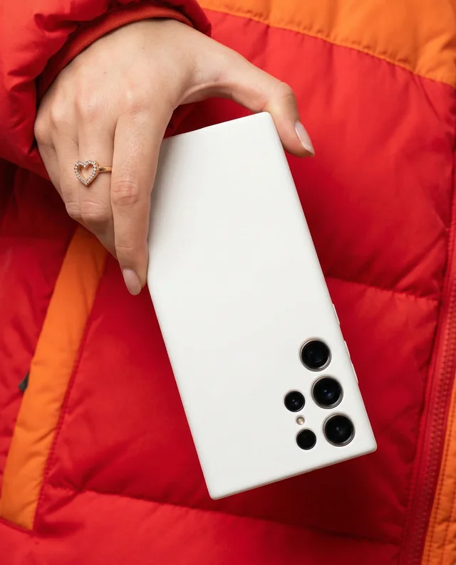 Stylish Mockup of Phone Cover with Modern Smartphone