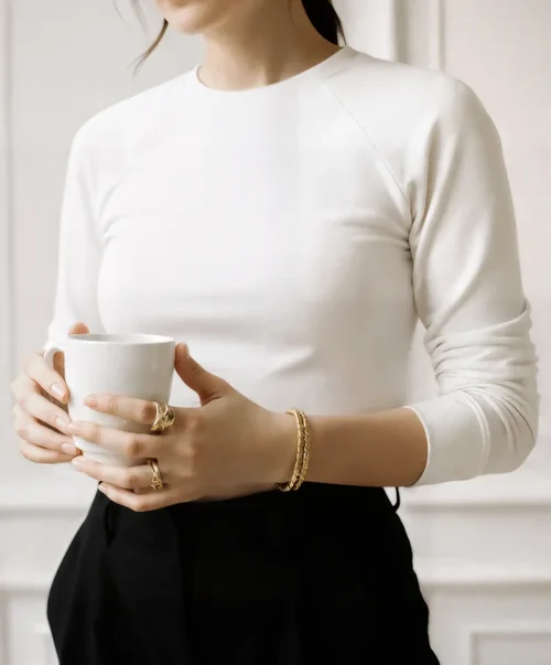 Elegant Sweatshirt Mockup for Modern Lifestyle