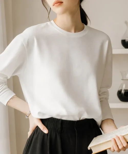 Stylish Sweatshirt Mockup for Minimalist Aesthetic