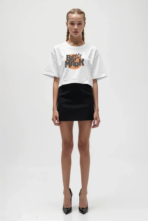 Stylish T-Shirt Mockup for Modern Fashion Campaign