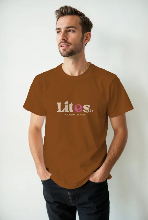 Casual Mockup of a T-Shirt: Minimalist Style Portrait