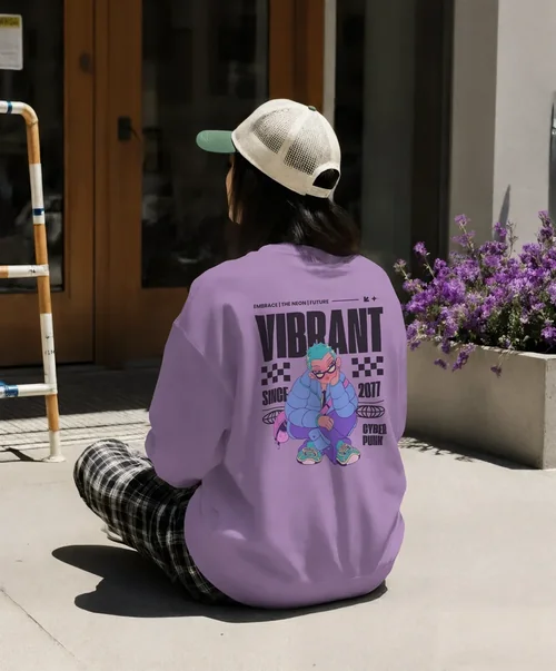 Casual Sweatshirt Mockup for Relaxed Outdoor Vibe