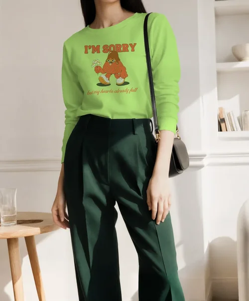 Chic Sweatshirt Mockup for Modern Fashion Inspiration