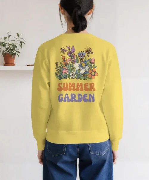 Cozy Sweatshirt Mockup for Casual Fashion Inspiration