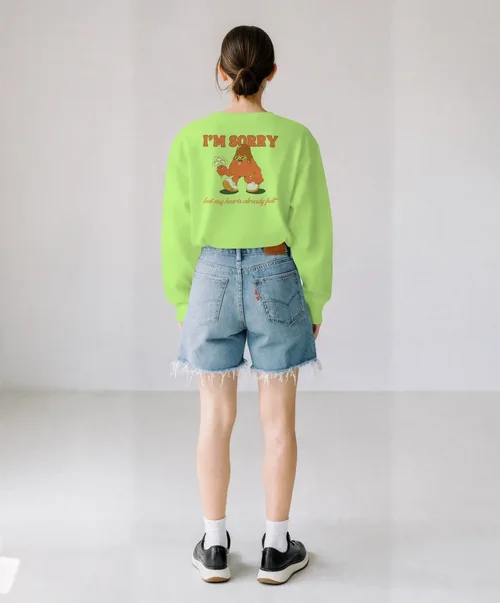 Minimalist Sweatshirt Mockup for Trendy Fashion